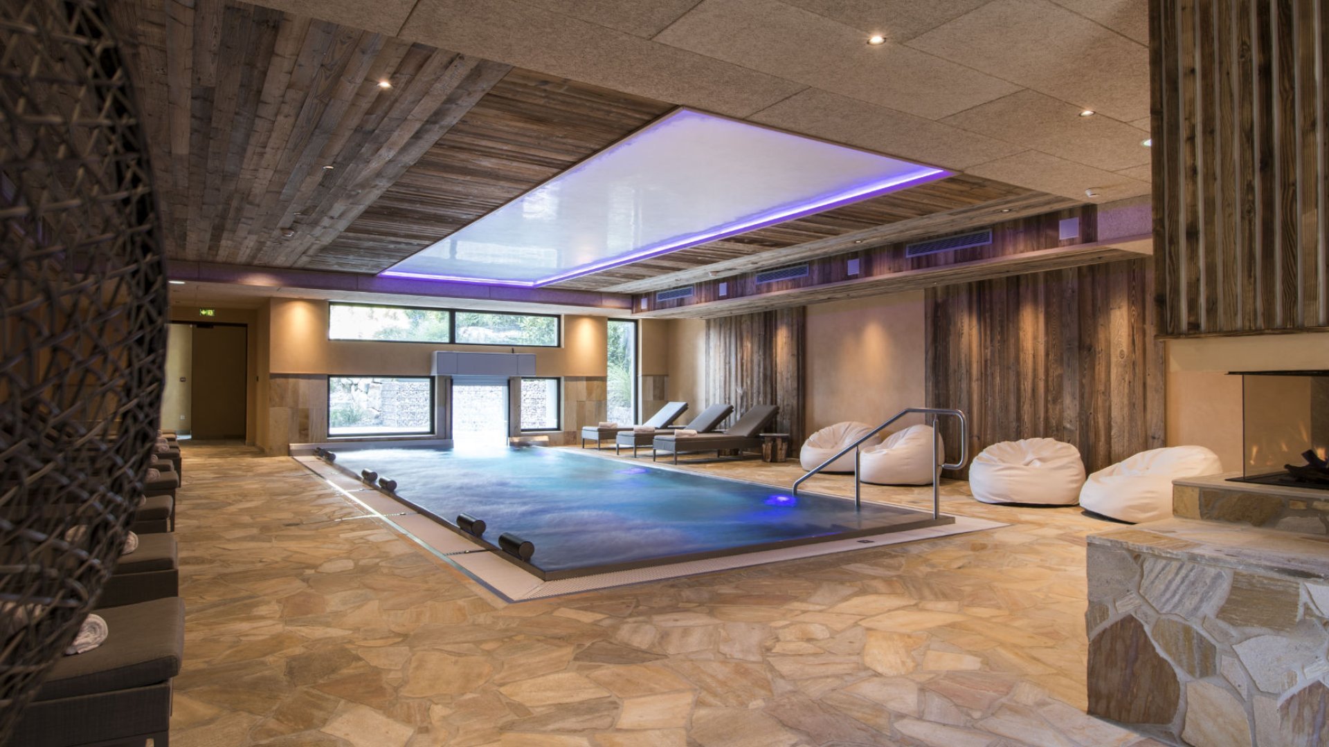 Hotel-Spa-Alsace-Piscine-Aquatonic-2